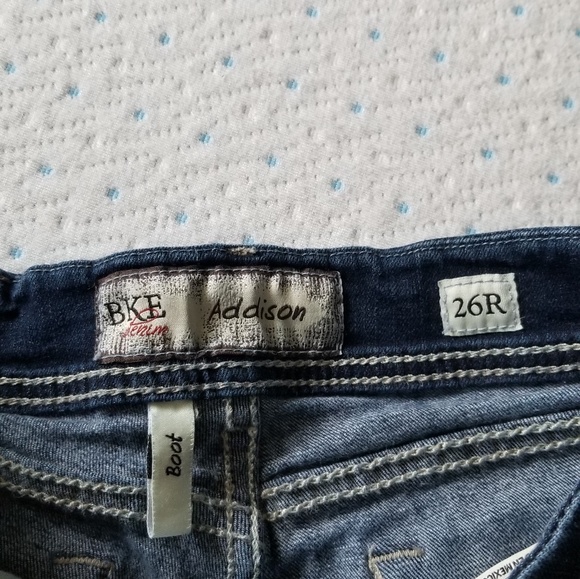 Jean shorts. Size 26R - Picture 5 of 5